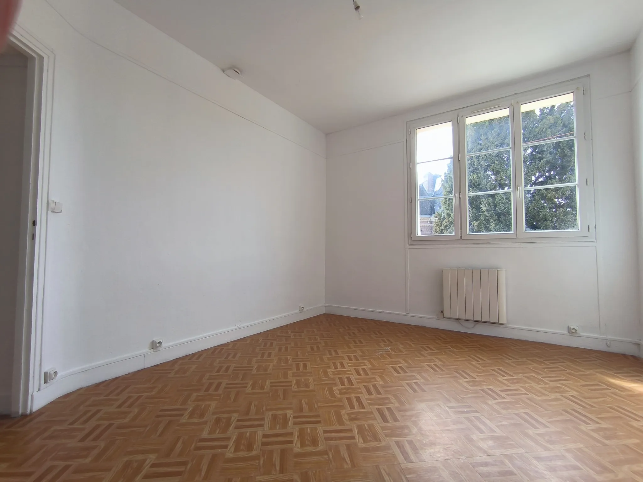 Appartement 3 pièces de 69 m² à Elbeuf – Idéal primo-accédants et investisseurs 