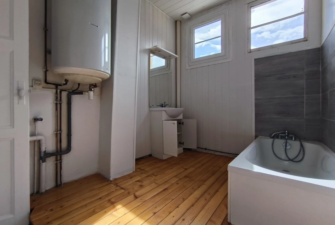 Appartement 3 pièces de 69 m² à Elbeuf – Idéal primo-accédants et investisseurs 