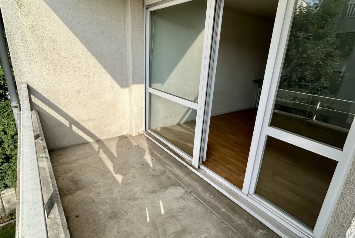 Vente d’un appartement T2 de 42 m² à Nogent-sur-Marne proche RER 