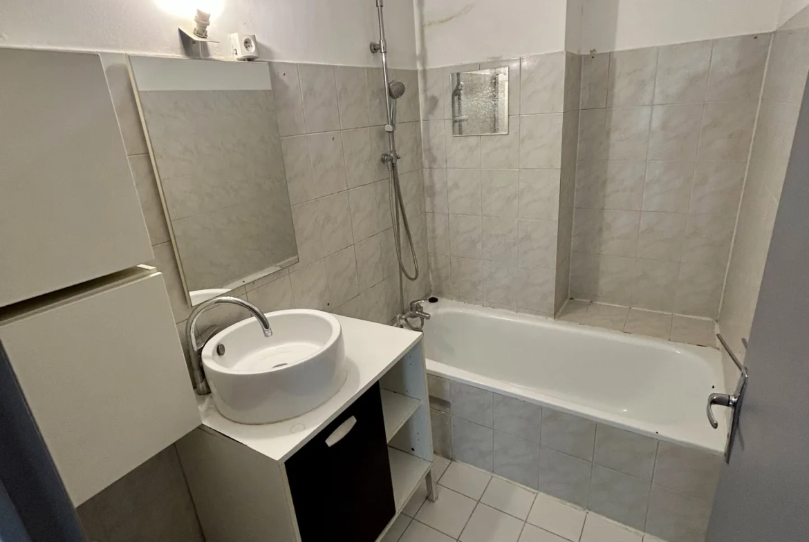Vente d’un appartement T2 de 42 m² à Nogent-sur-Marne proche RER 