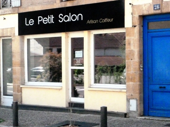 Immeuble à Sarlat avec bon rapport locatif, pas de travaux à prévoir