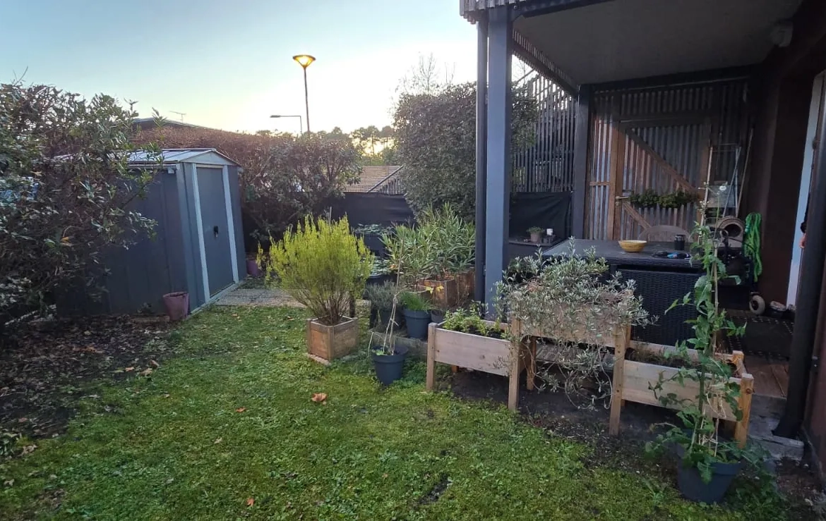 Appartement T2 avec terrasse et parking en résidence de standing à Saint-Jean-d'Illac 