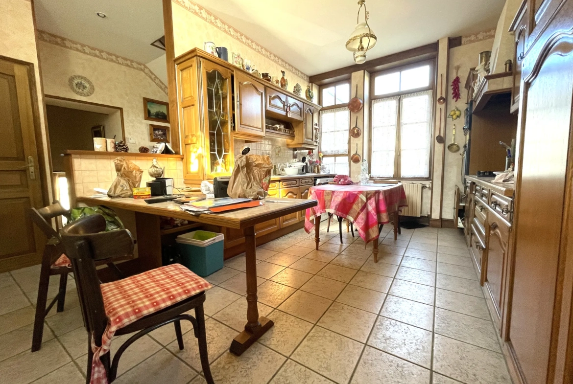 Maison ancienne à vendre à Premery avec jardin et terrasse, 3 chambres 