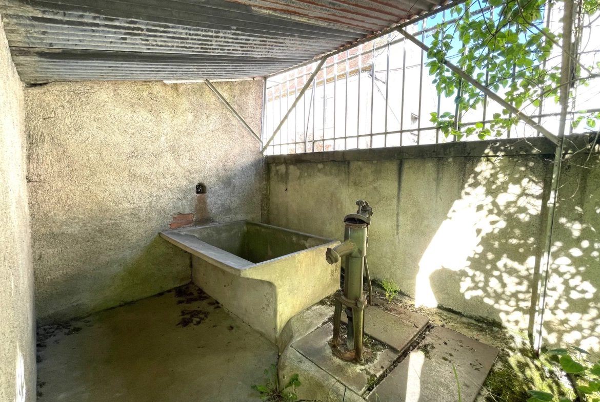 Maison ancienne à vendre à Premery avec jardin et terrasse, 3 chambres 