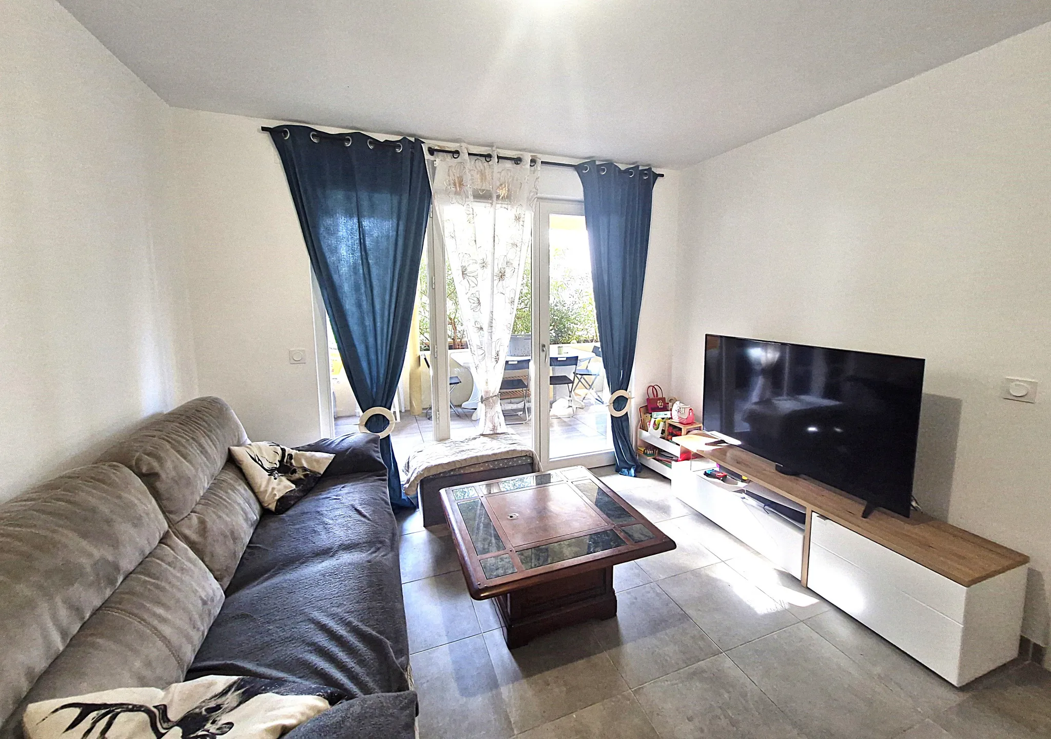Appartement 3 pièces moderne avec terrasse et parking à Sollies-Pont 