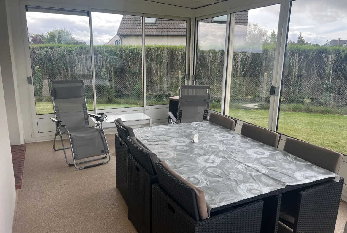 Maison 6 pièces de 111 m² avec jardin et véranda à Bourneville-sainte-croix 
