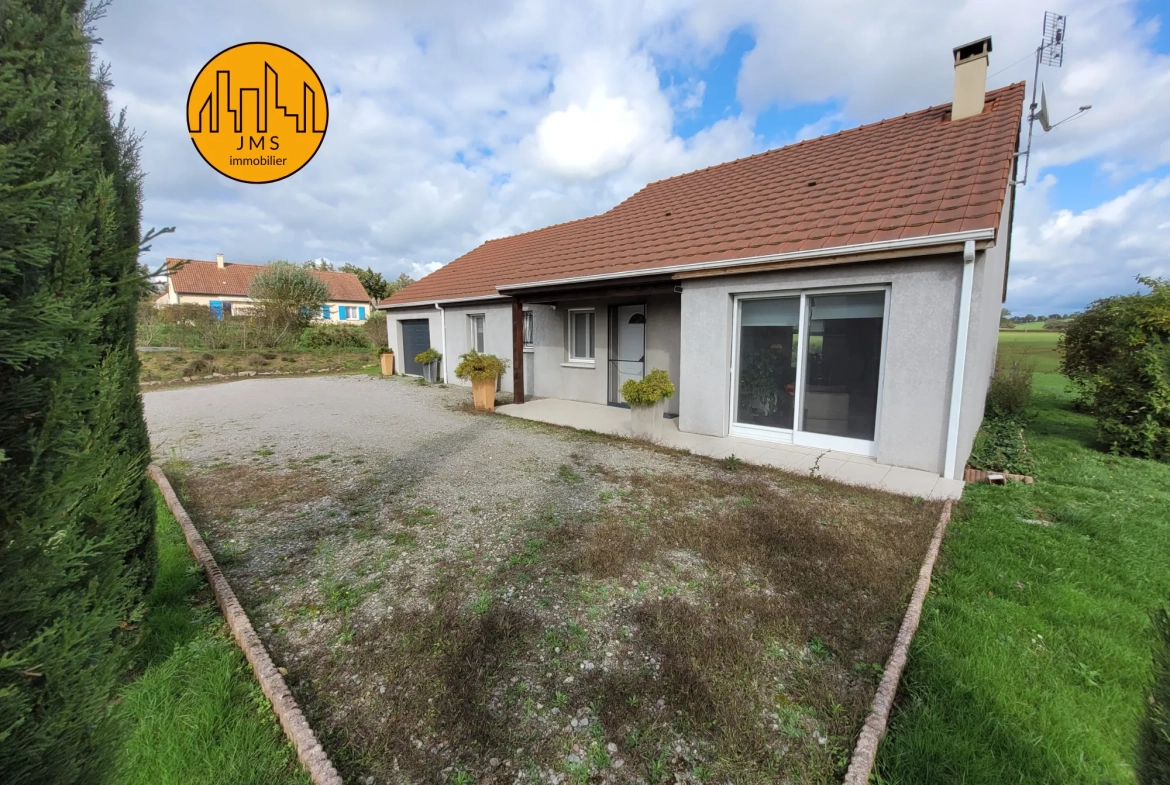 Maison récente avec grand terrain, vue campagne, proche A79 à Rocles 