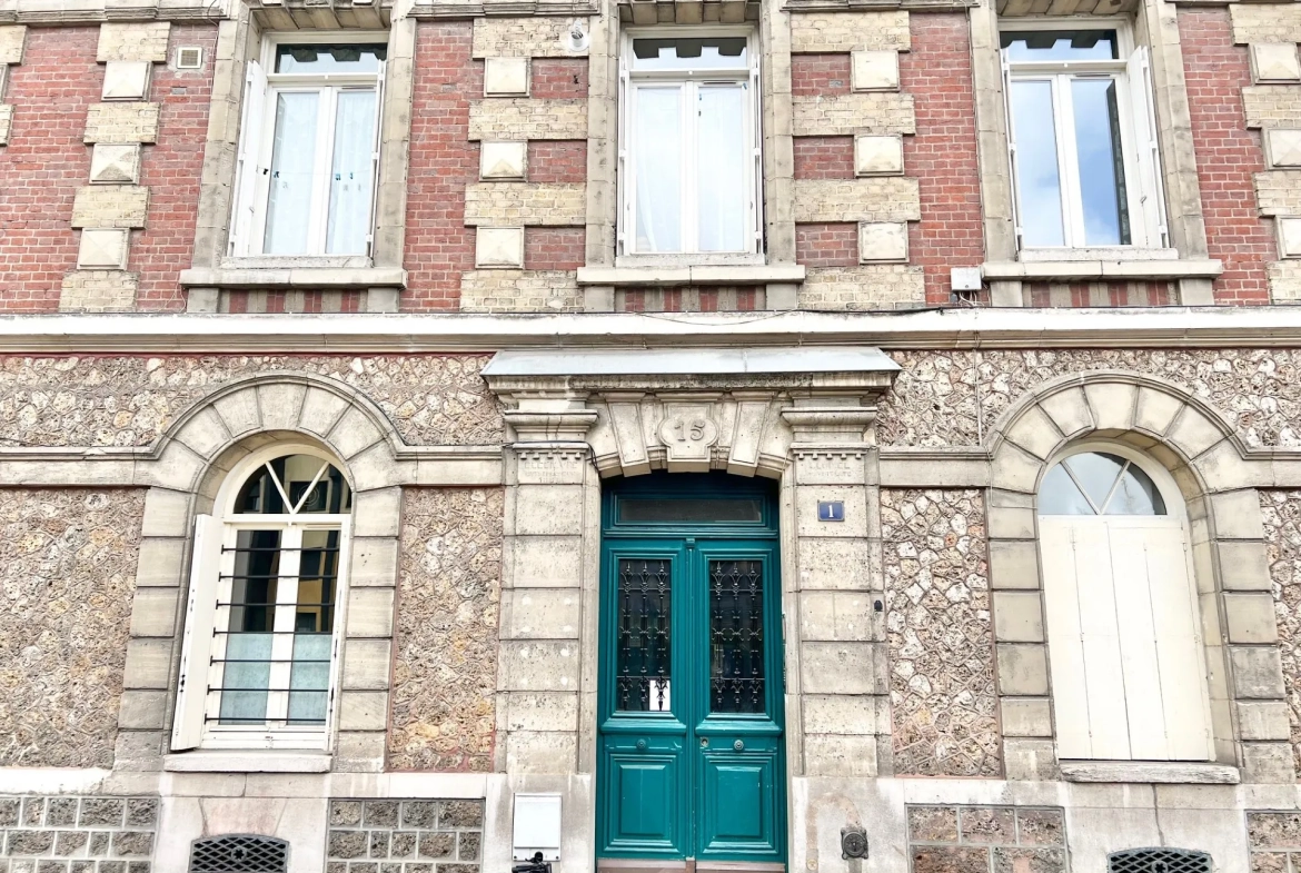 Appartement rénové de 46 m² secteur Place Saint-Marc à Rouen 