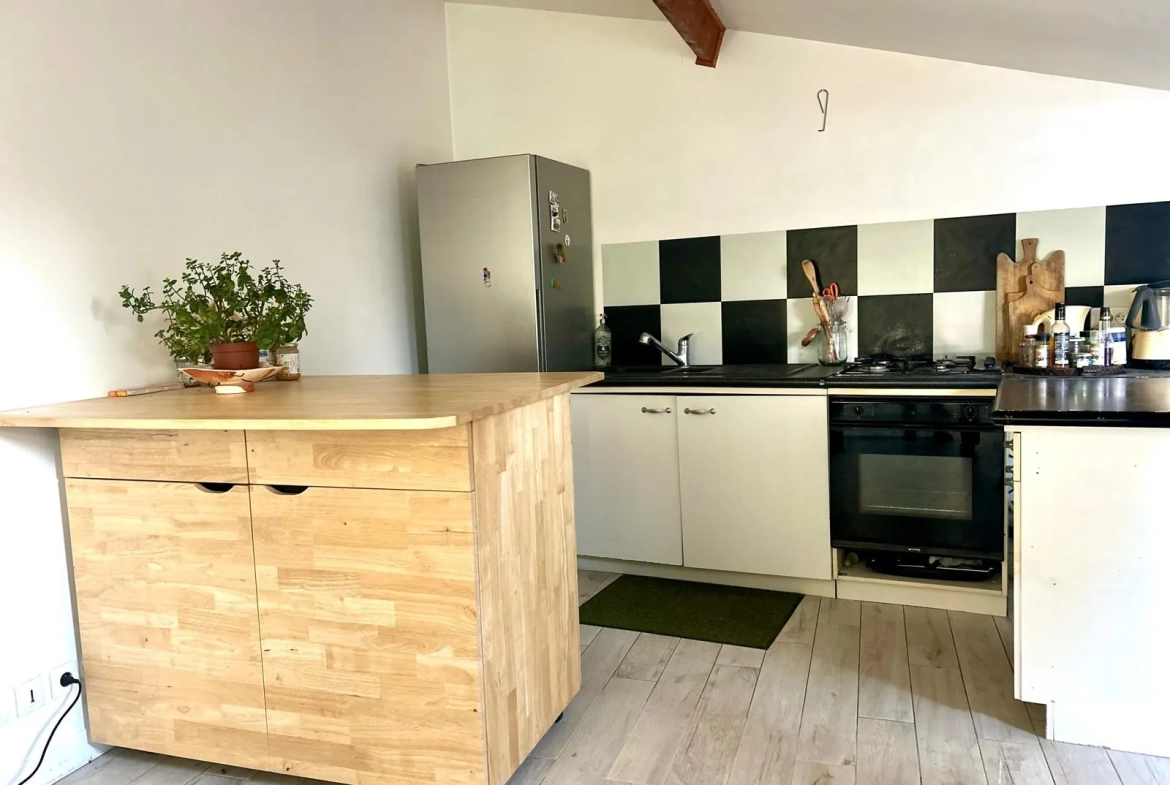 Appartement à vendre à La Rochelle La Pallice - Résidence avec parking et garage électrique 