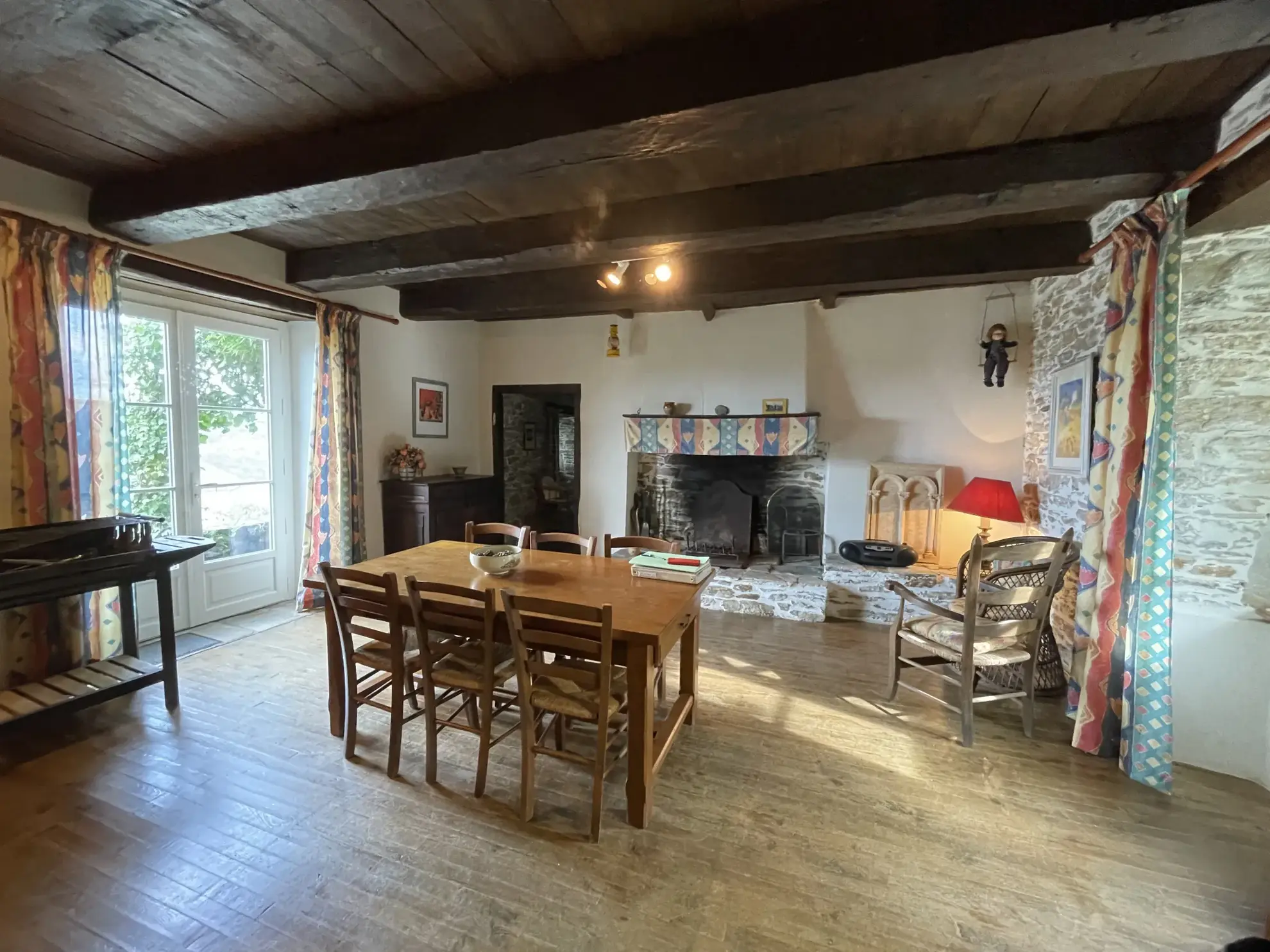 Maison rénovée de 185 m² avec terrain à Alban, Saint Sernin 