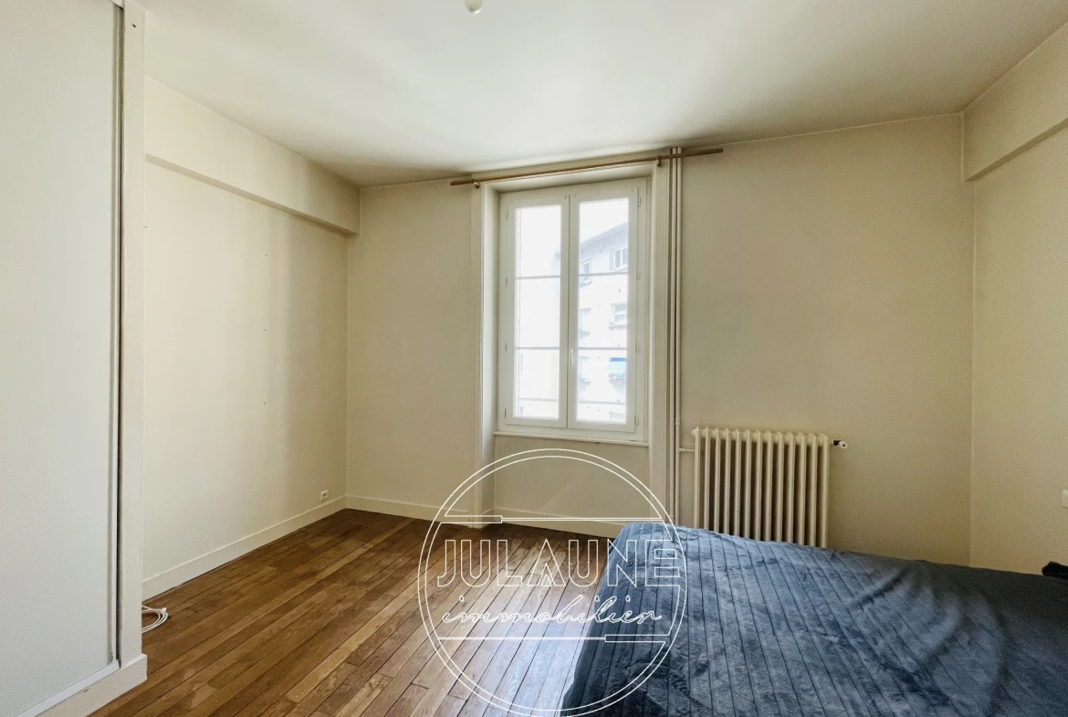 Appartement lumineux de 107 m² au cœur de Limoges 