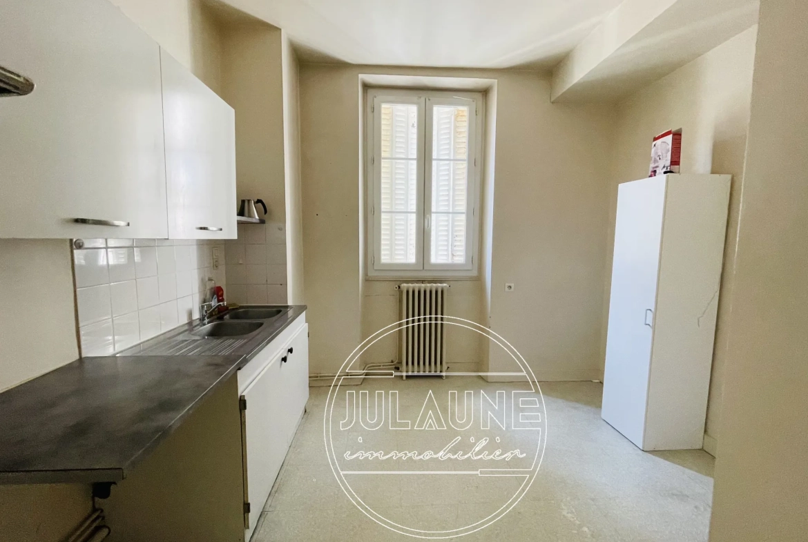 Appartement lumineux de 107 m² au cœur de Limoges 