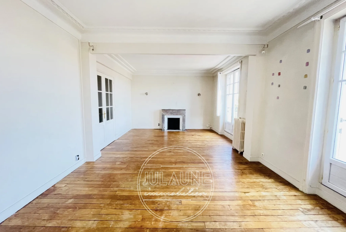 Appartement lumineux de 107 m² au cœur de Limoges 