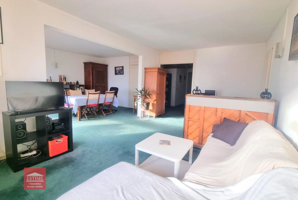 Appartement T3 avec studio à Lille dans le quartier Saint Maur 