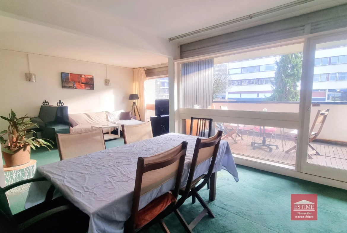 Appartement T3 avec studio à Lille dans le quartier Saint Maur 