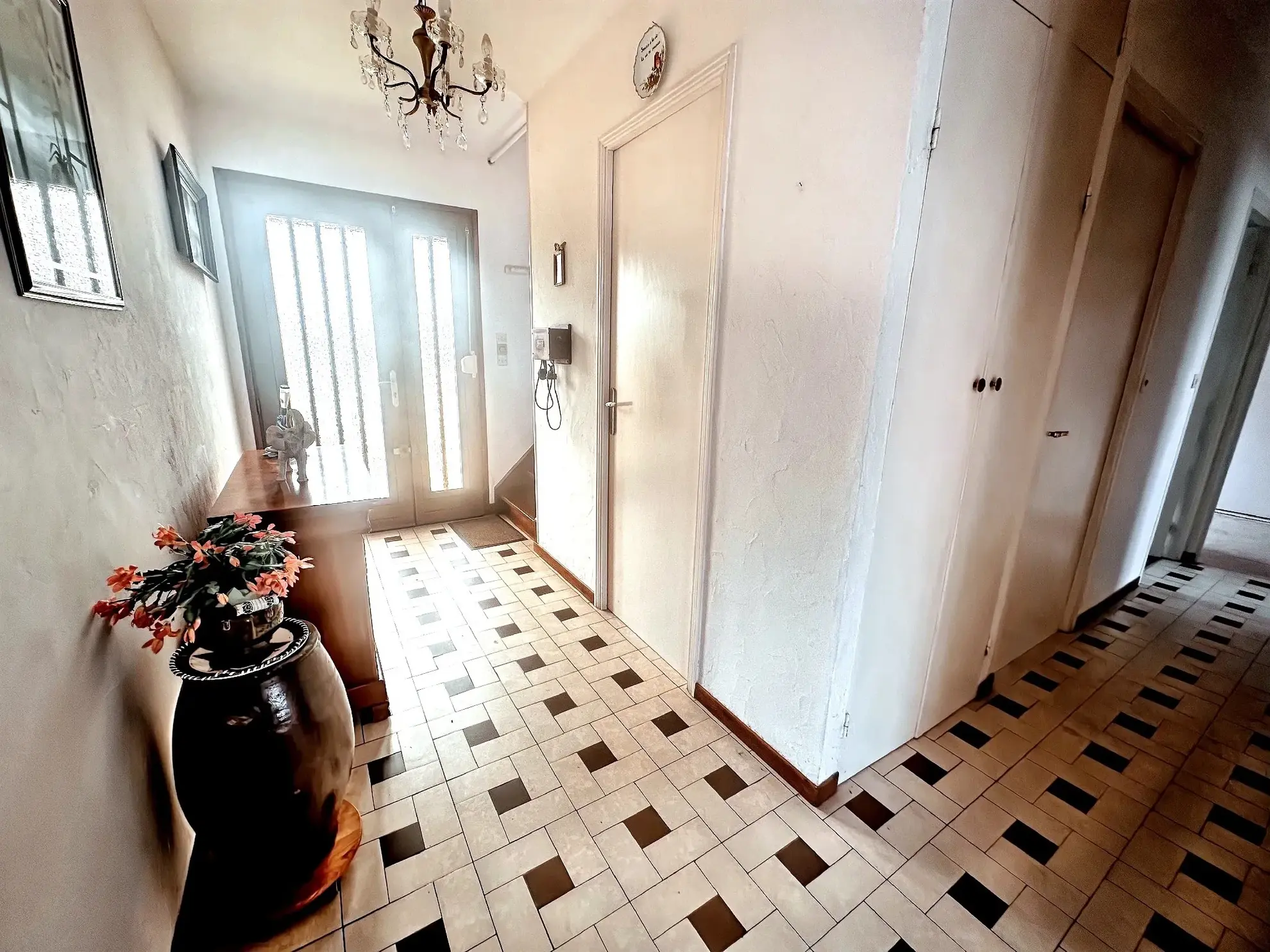 Maison à Houdain avec vue exceptionnelle et potentiel de rénovation 