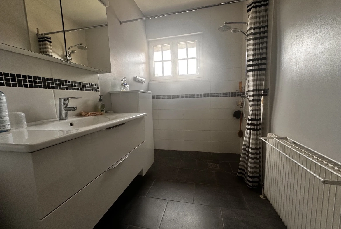 Maison à Houdain avec vue exceptionnelle et potentiel de rénovation 