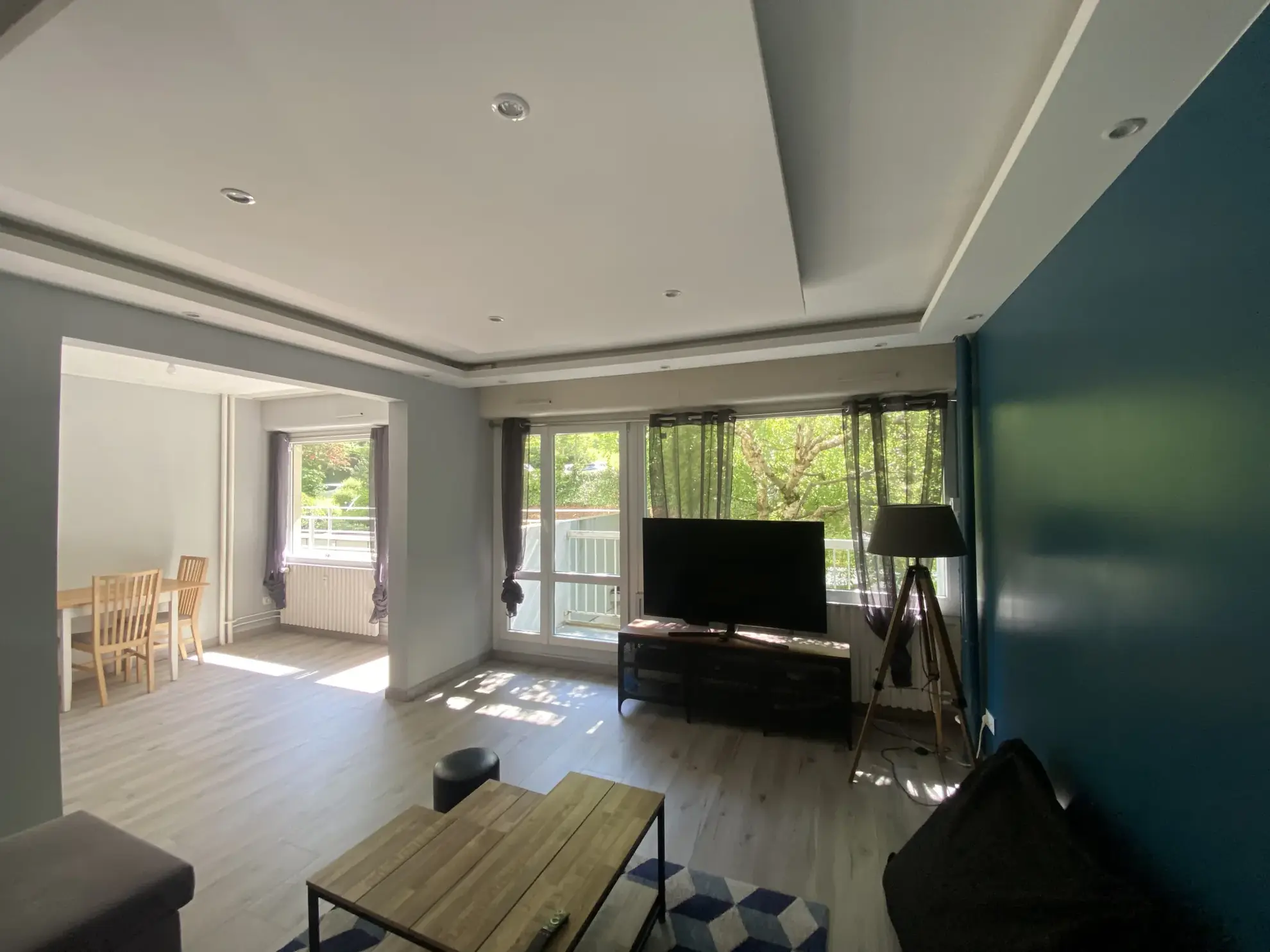 Appartement F4 lumineux avec balcons dans résidence sécurisée à Saint-Étienne 