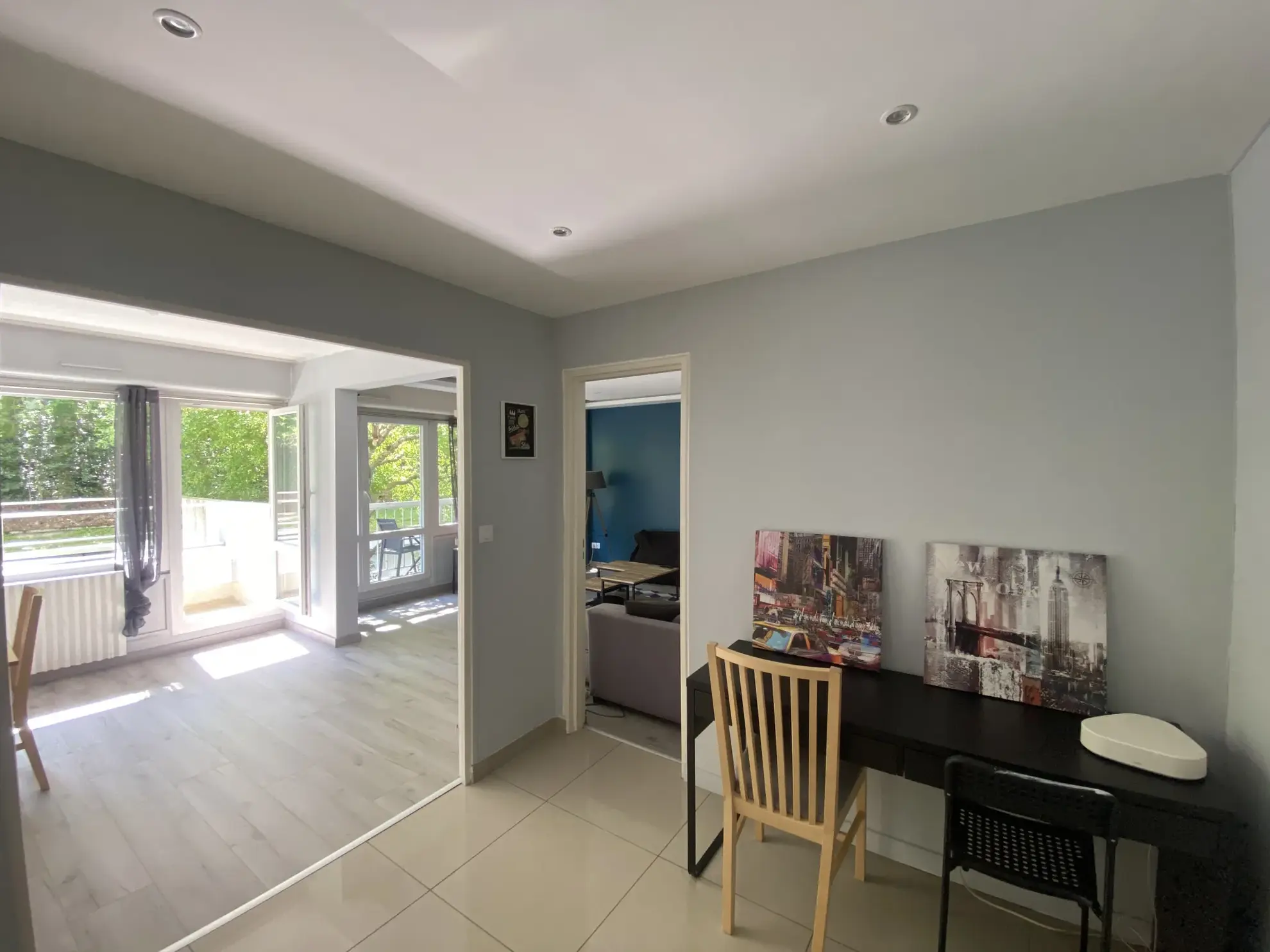 Appartement F4 lumineux avec balcons dans résidence sécurisée à Saint-Étienne 
