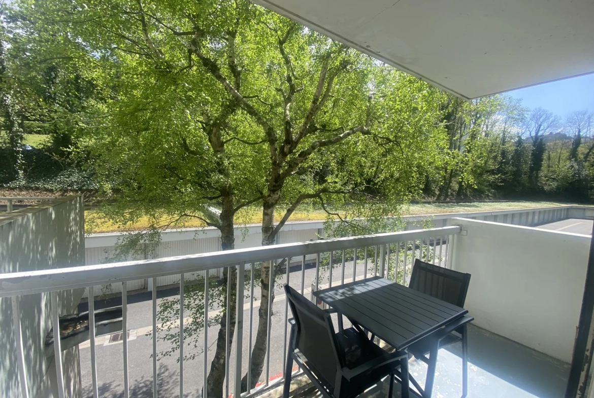 Appartement F4 lumineux avec balcons dans résidence sécurisée à Saint-Étienne 
