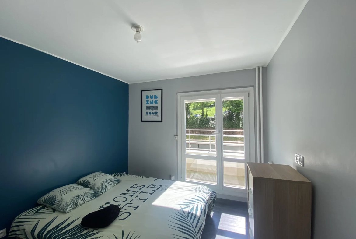Appartement F4 lumineux avec balcons dans résidence sécurisée à Saint-Étienne 