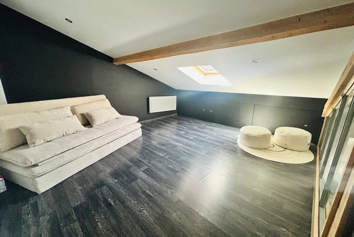 Spécial Apparatement de 115m² à Saint-Étienne Gambetta - Lumineux et Rénové 