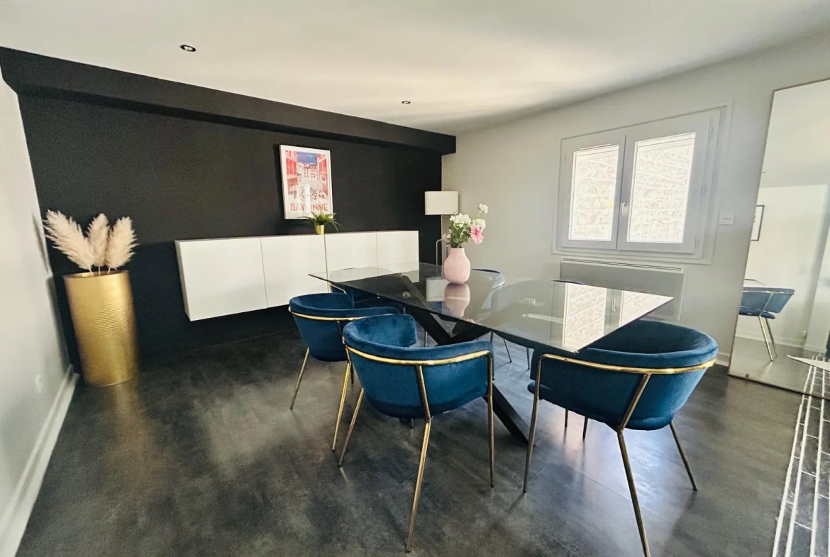 Spécial Apparatement de 115m² à Saint-Étienne Gambetta - Lumineux et Rénové 