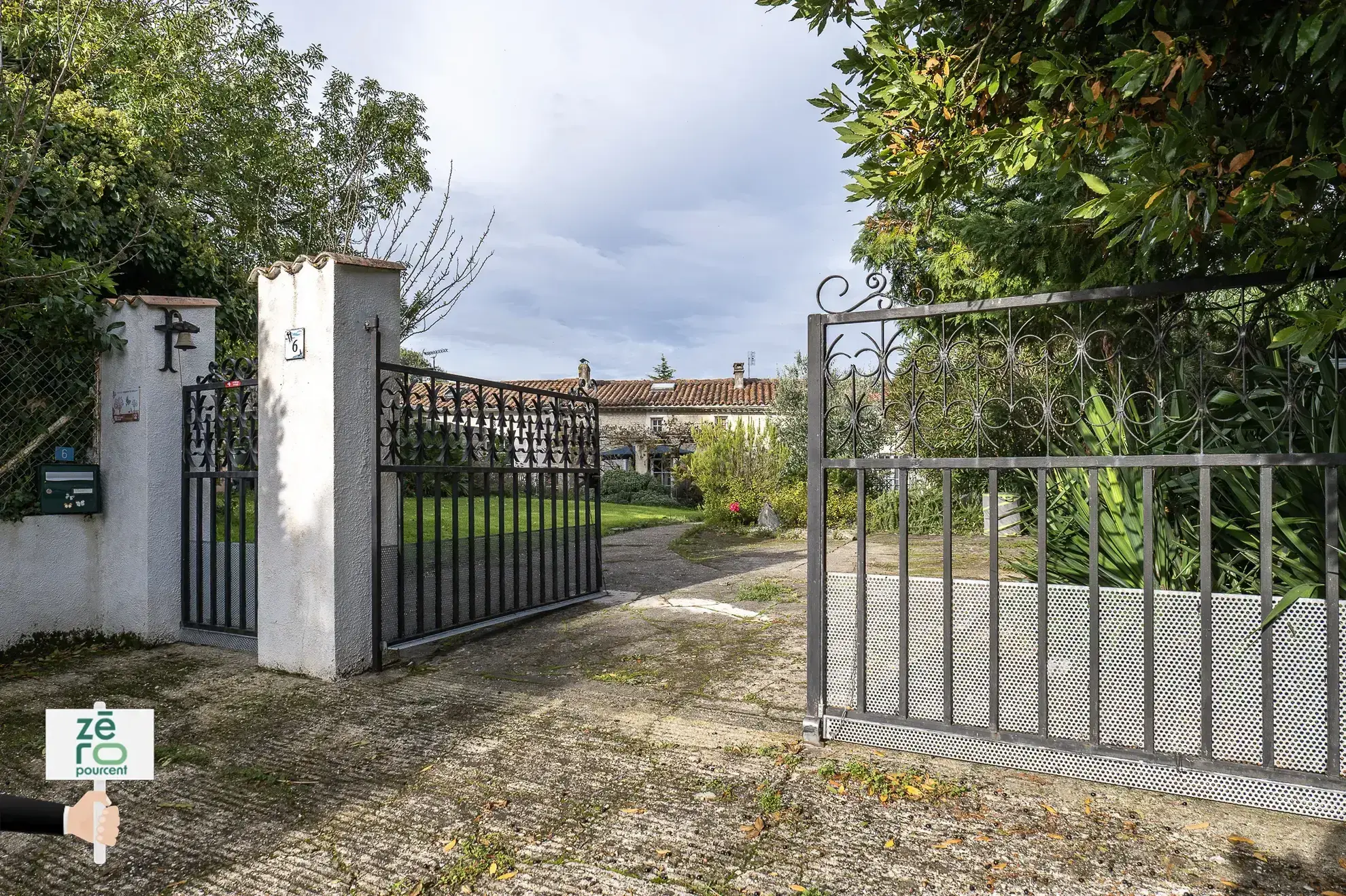 Longère à vendre à Barzan - Charmante maison de campagne avec terrain de 778 m² 