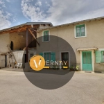 Grande ferme à rénover de 102,24 m² avec dépendances à Saint-Just-Chaleyssin