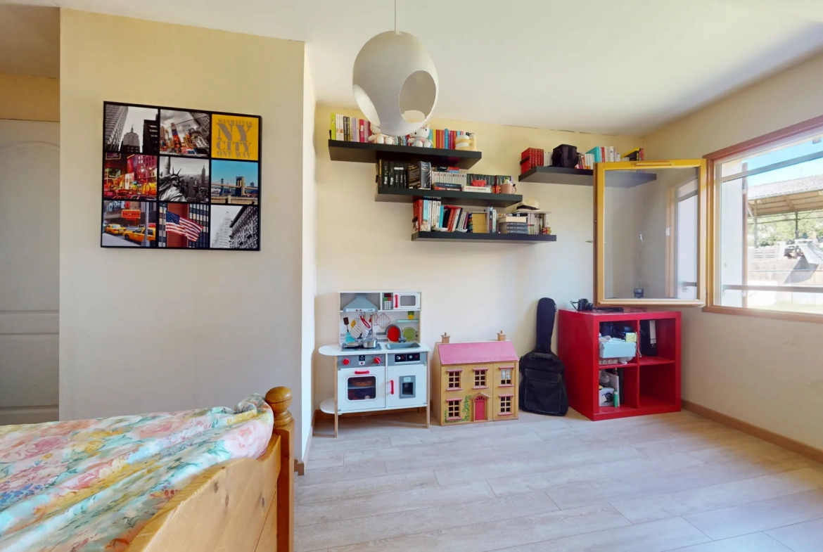 Belle maison familiale de 115 m² à proximité de Saint Vit 