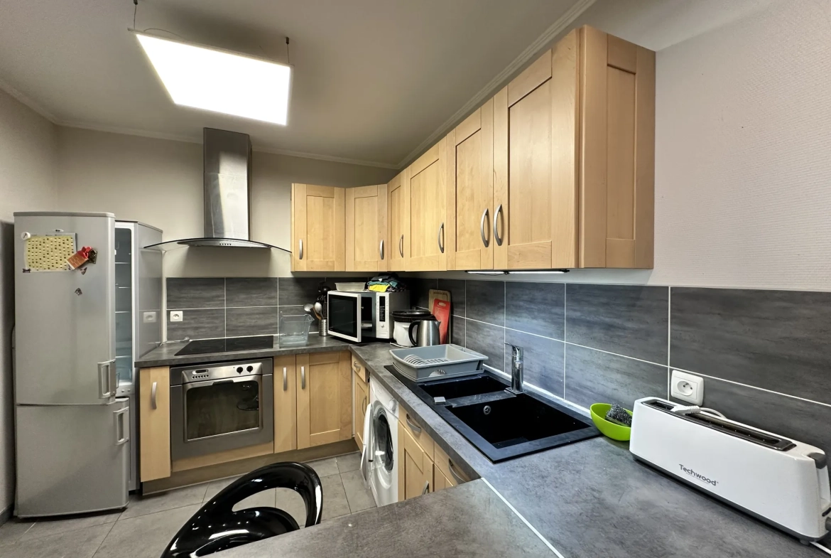 Maison de plain-pied rénovée au Mans avec 3 chambres et environnement calme 