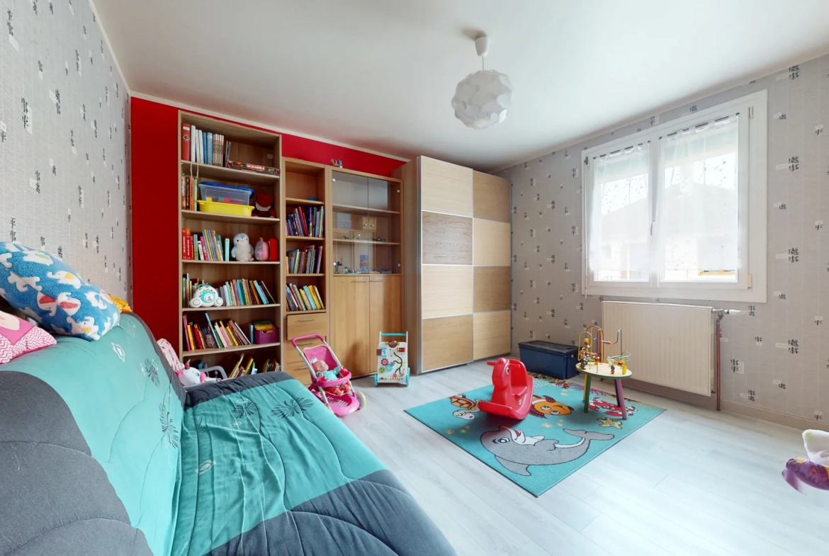 Maison familiale avec terrain arboré à Tavaux - 148 m² 