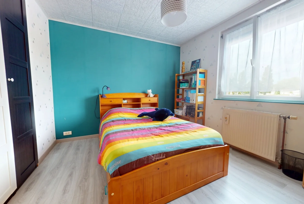 Maison familiale avec terrain arboré à Tavaux - 148 m² 