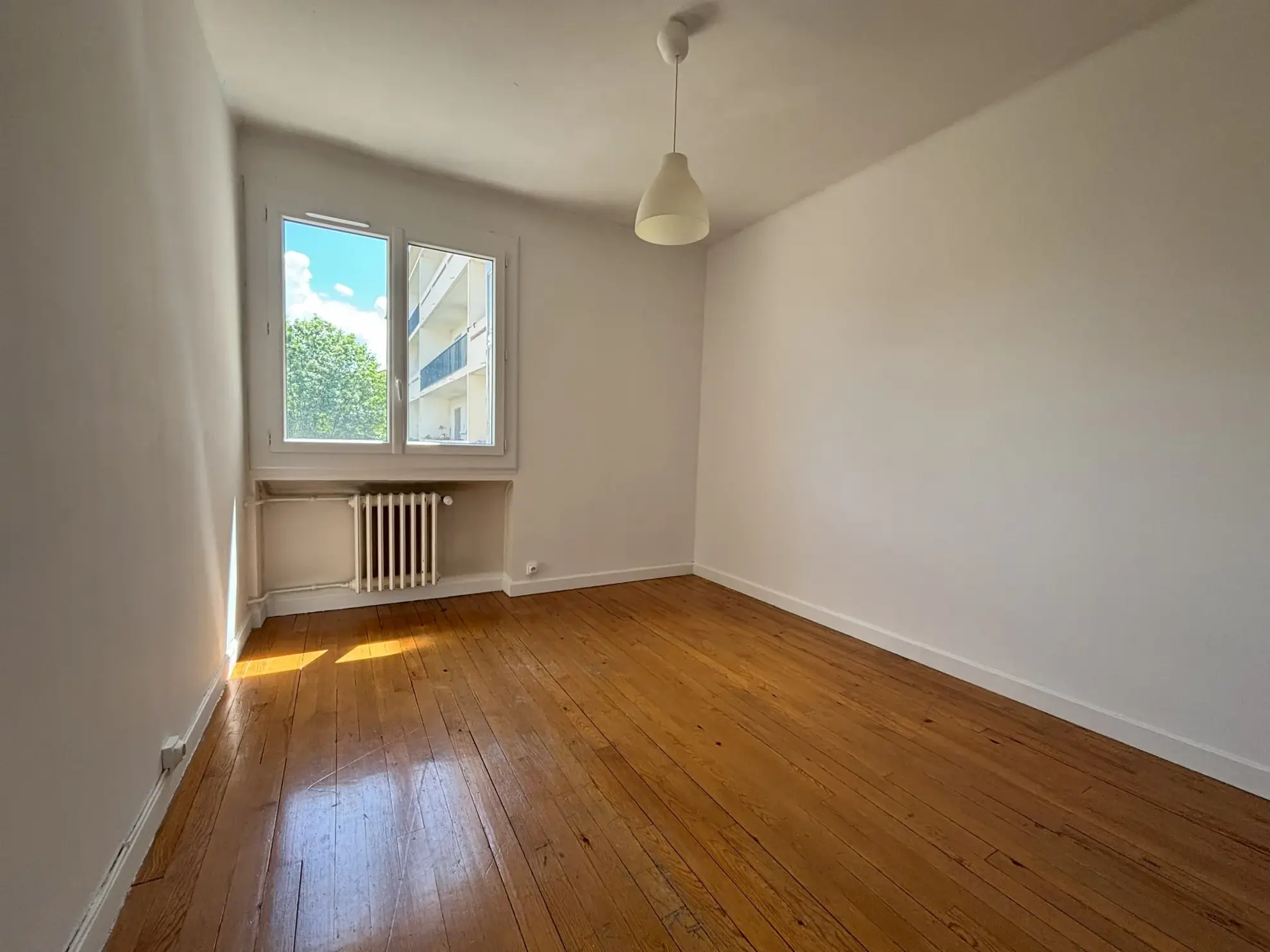 Bel appartement F5 de 102,81 m² à Saint-Étienne Montaud, secteur recherché 