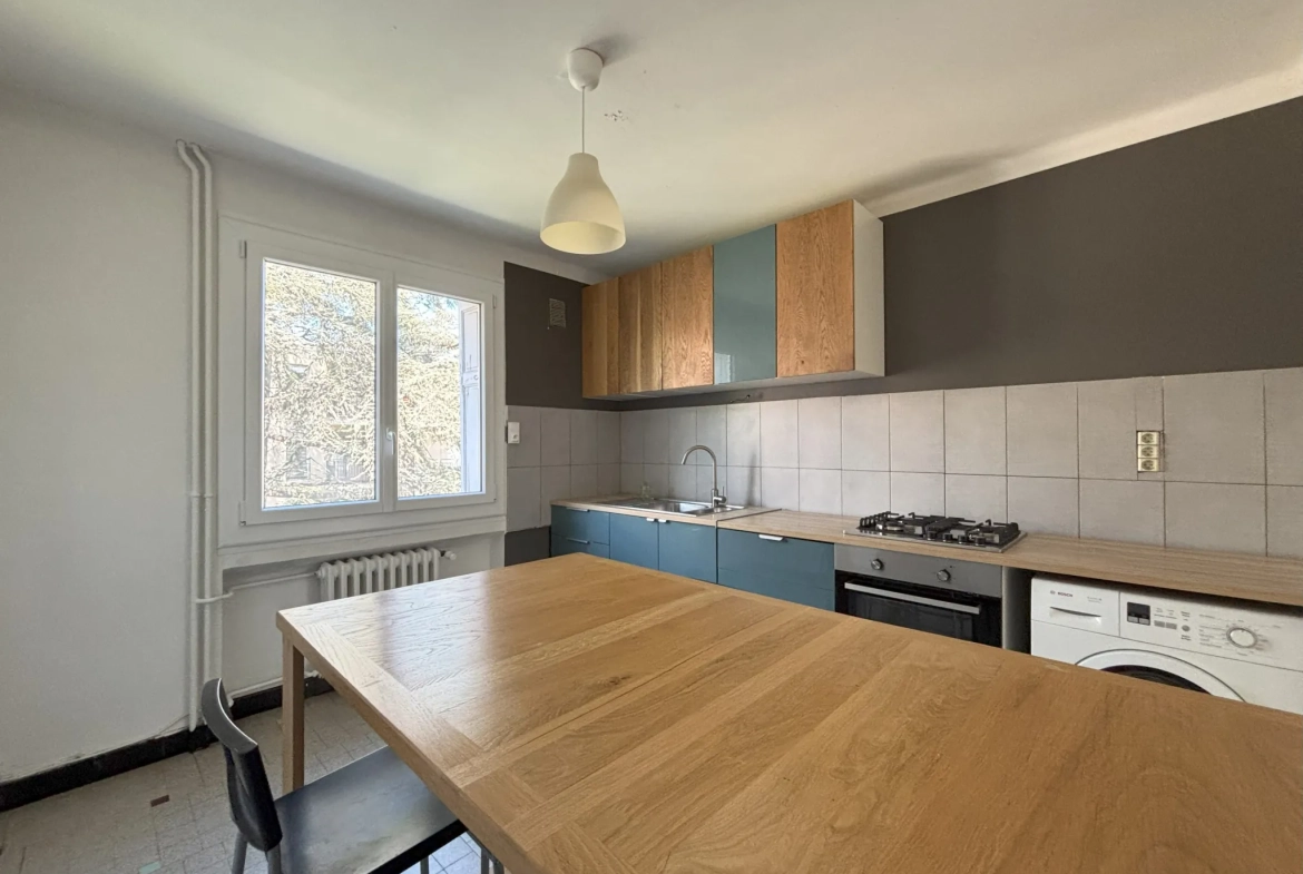 Bel appartement F5 de 102,81 m² à Saint-Étienne Montaud, secteur recherché 
