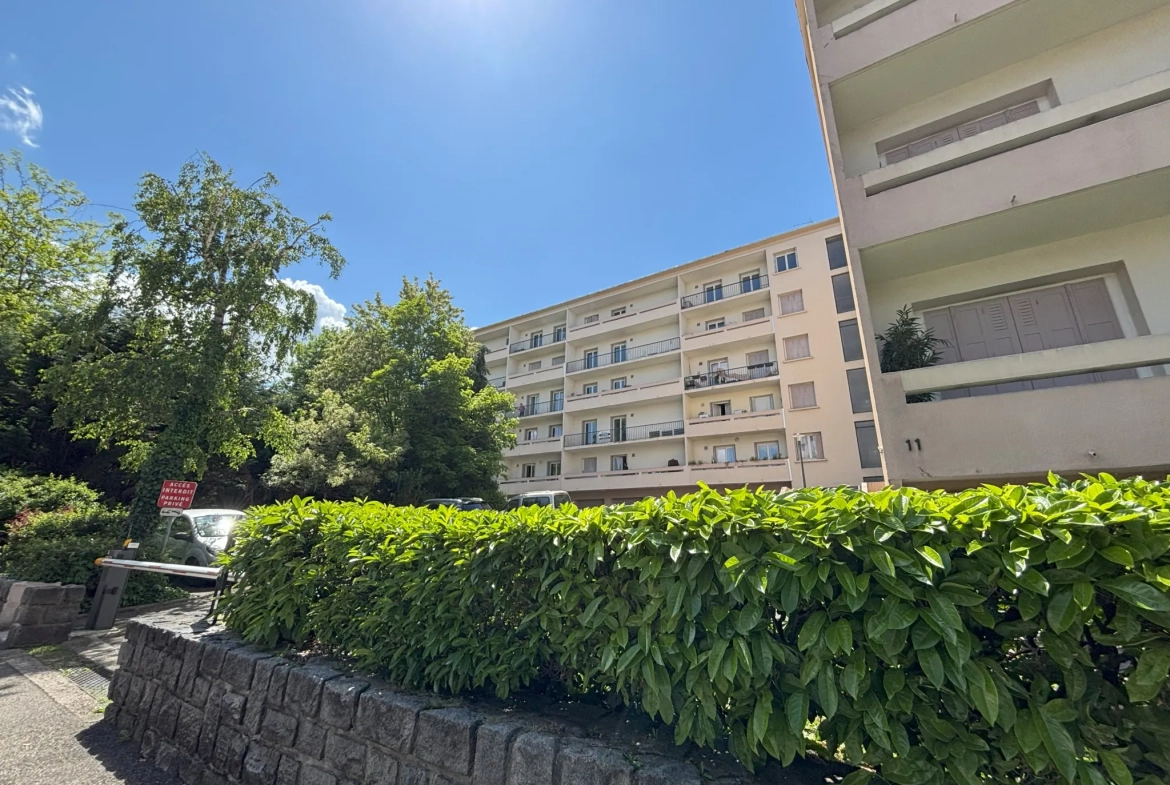 Bel appartement F5 de 102,81 m² à Saint-Étienne Montaud, secteur recherché 