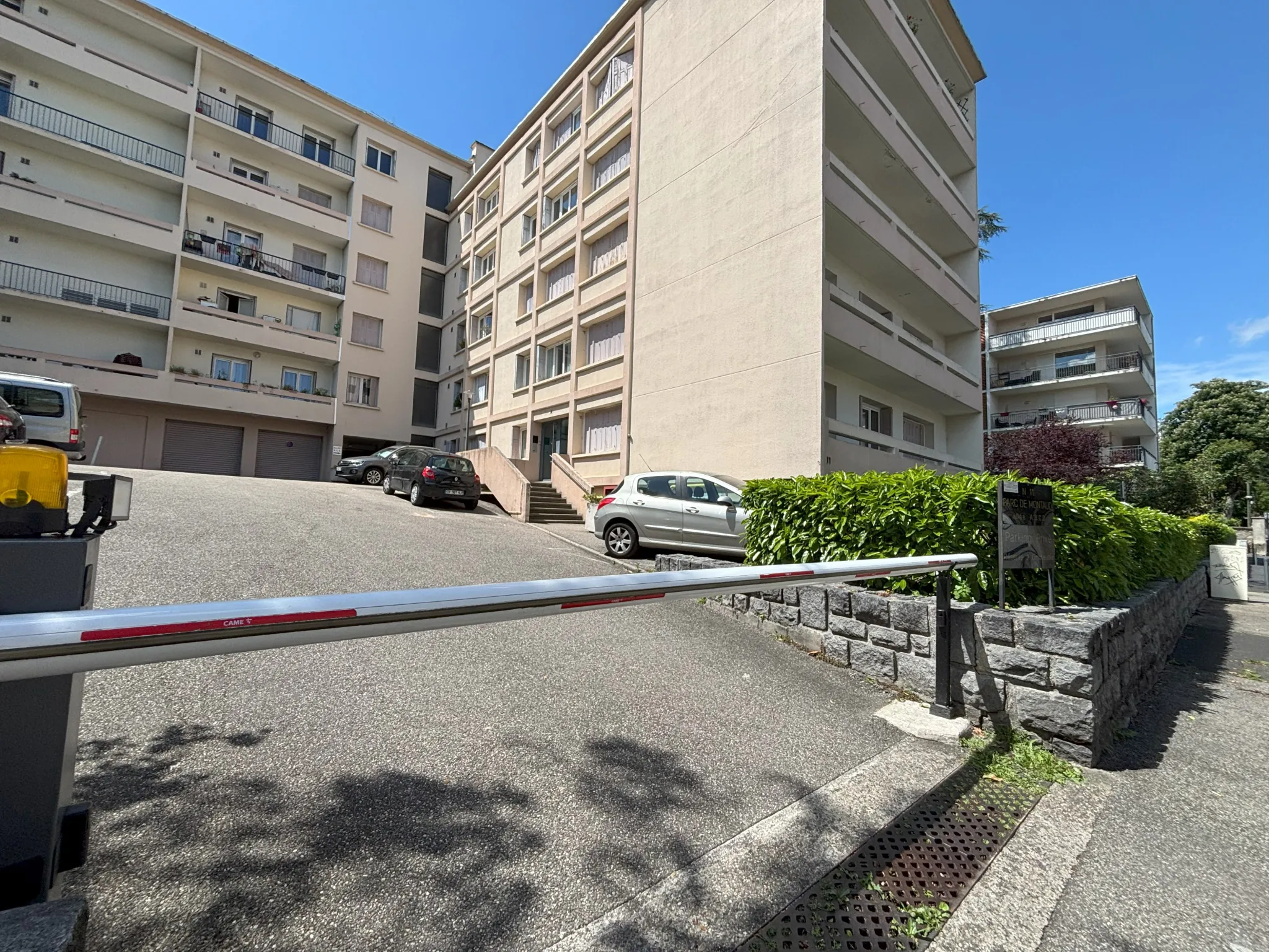 Bel appartement F5 de 102,81 m² à Saint-Étienne Montaud, secteur recherché 