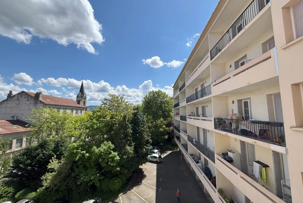 Bel appartement F5 de 102,81 m² à Saint-Étienne Montaud, secteur recherché 