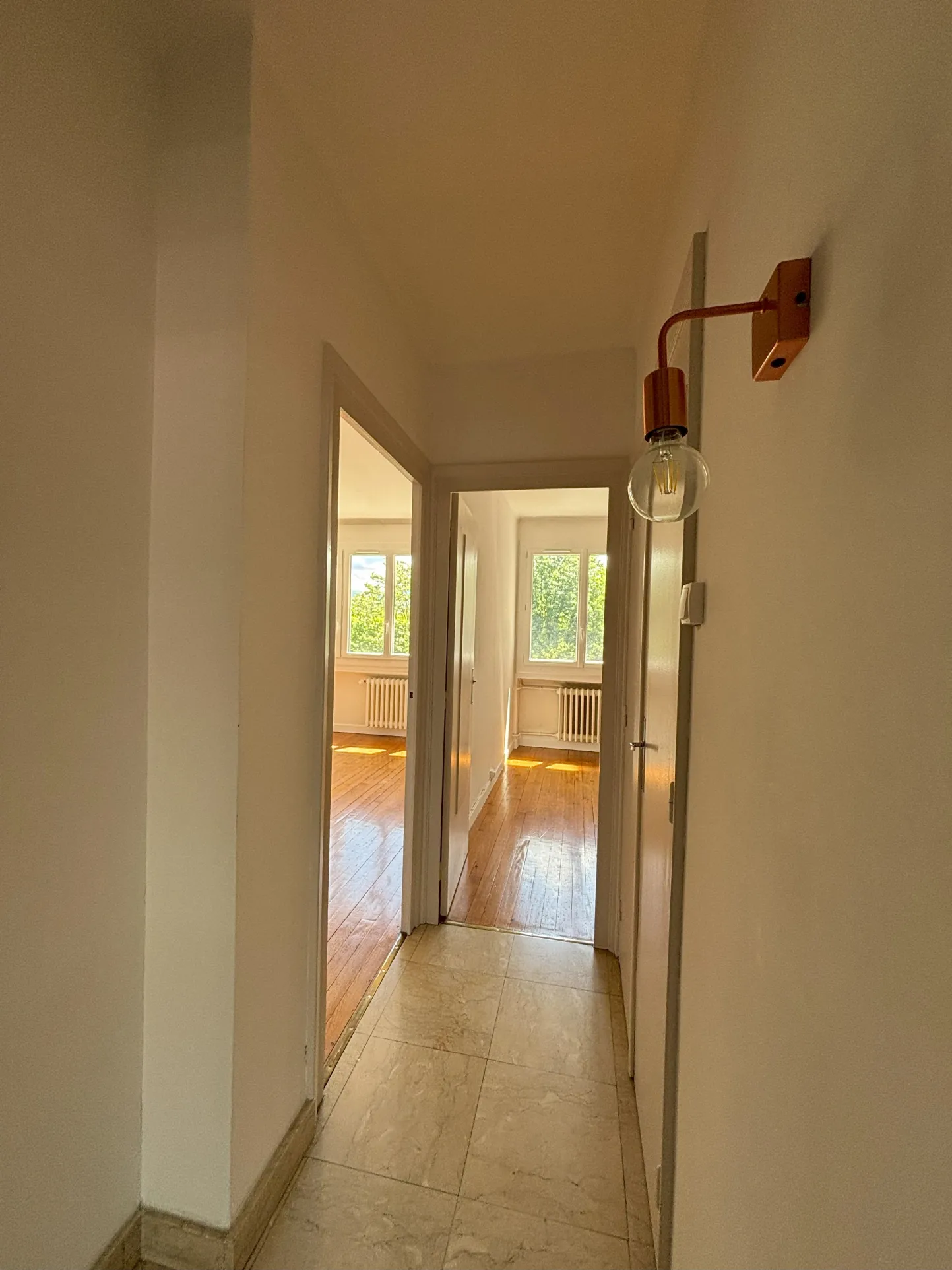 Bel appartement F5 de 102,81 m² à Saint-Étienne Montaud, secteur recherché 