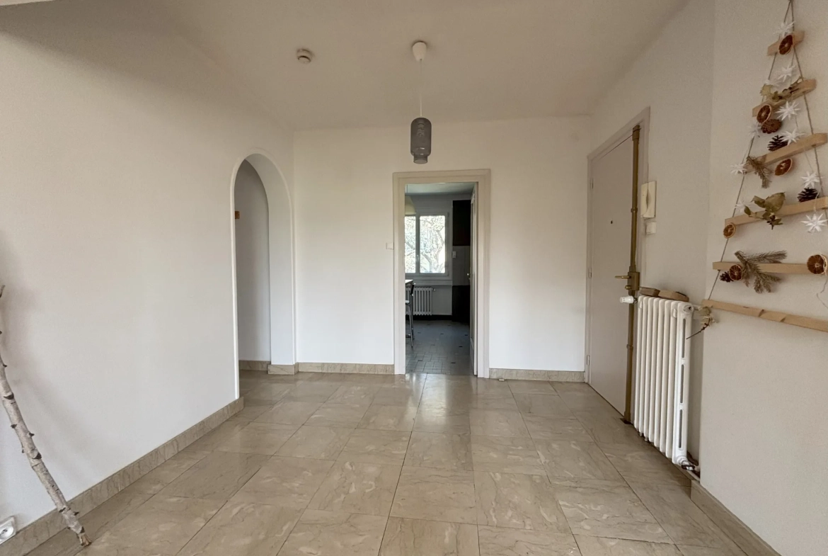 Bel appartement F5 de 102,81 m² à Saint-Étienne Montaud, secteur recherché 