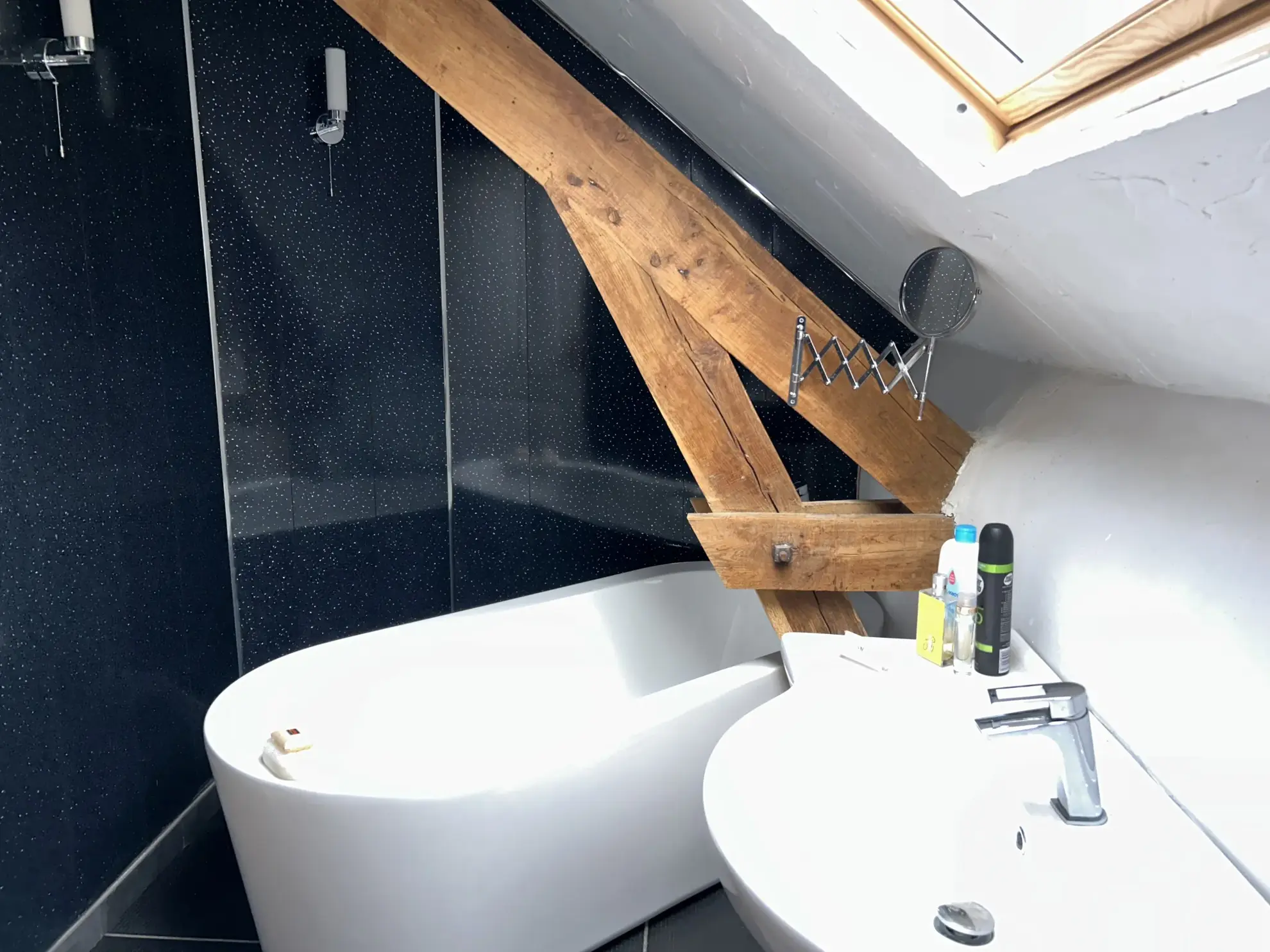 Maison en pierre rénovée avec terrain à Grandsaigne, proche d'Egletons 