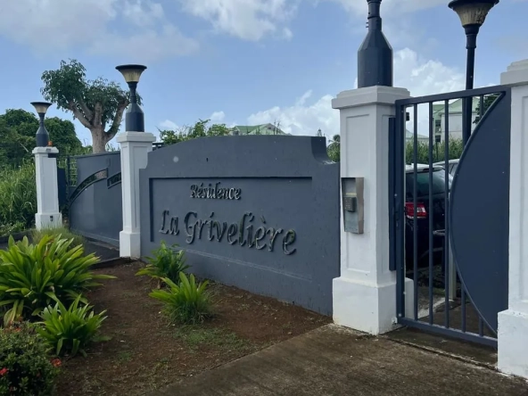 Appartement T2 à vendre à Baie-Mahault - Résidence La Grivelière