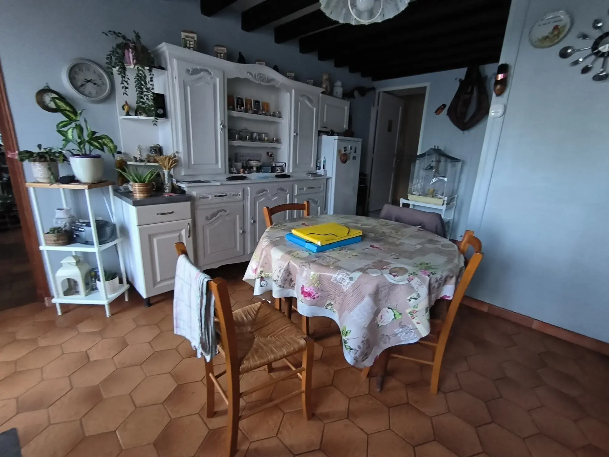 Maison à vendre à Orival en viager occupé avec jardin et grands espaces 