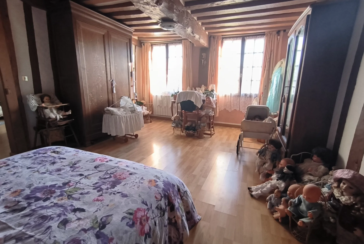 Maison à vendre à Orival en viager occupé avec jardin et grands espaces 