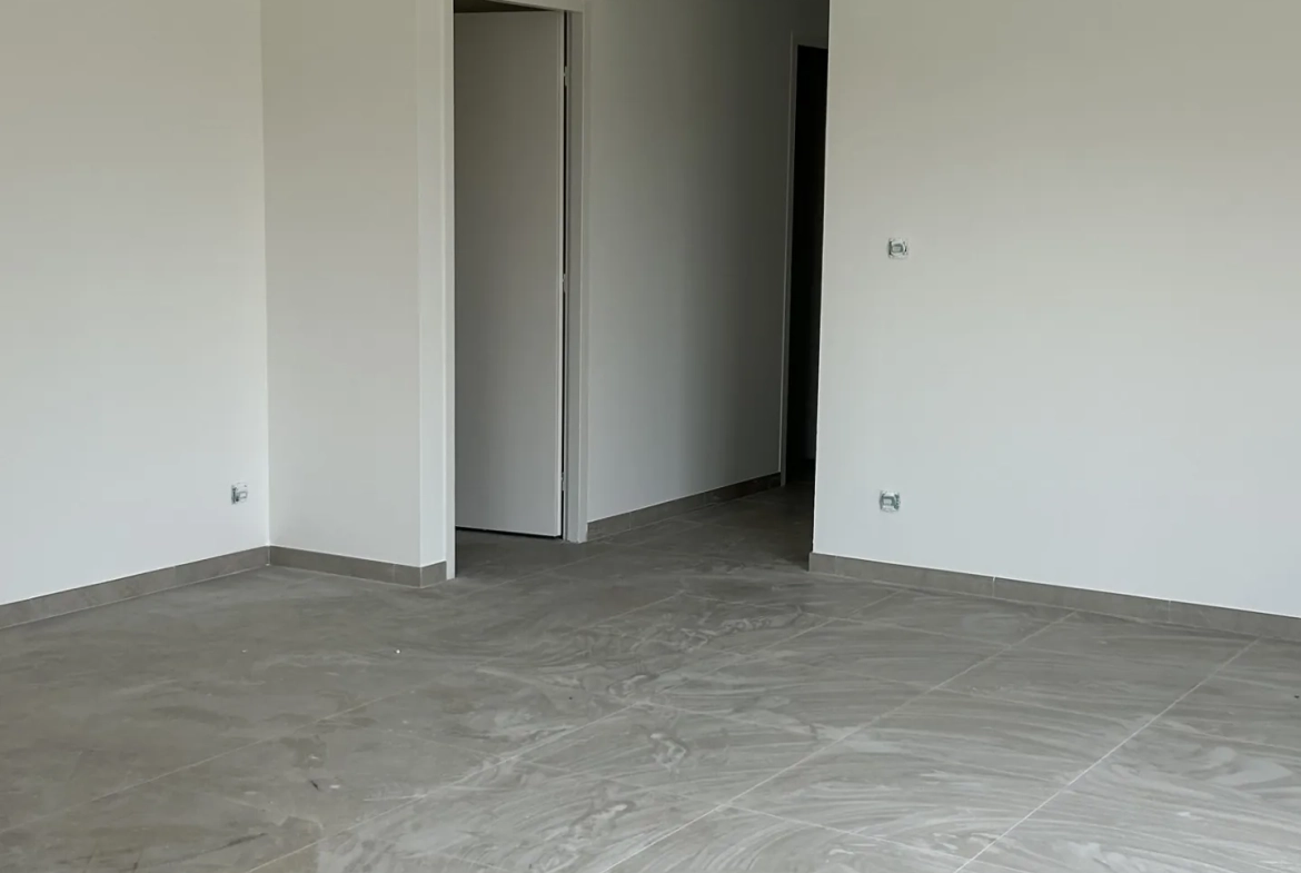Maison neuve à vendre à Ste Bazeille - 3 chambres, jardin, proche commerces 