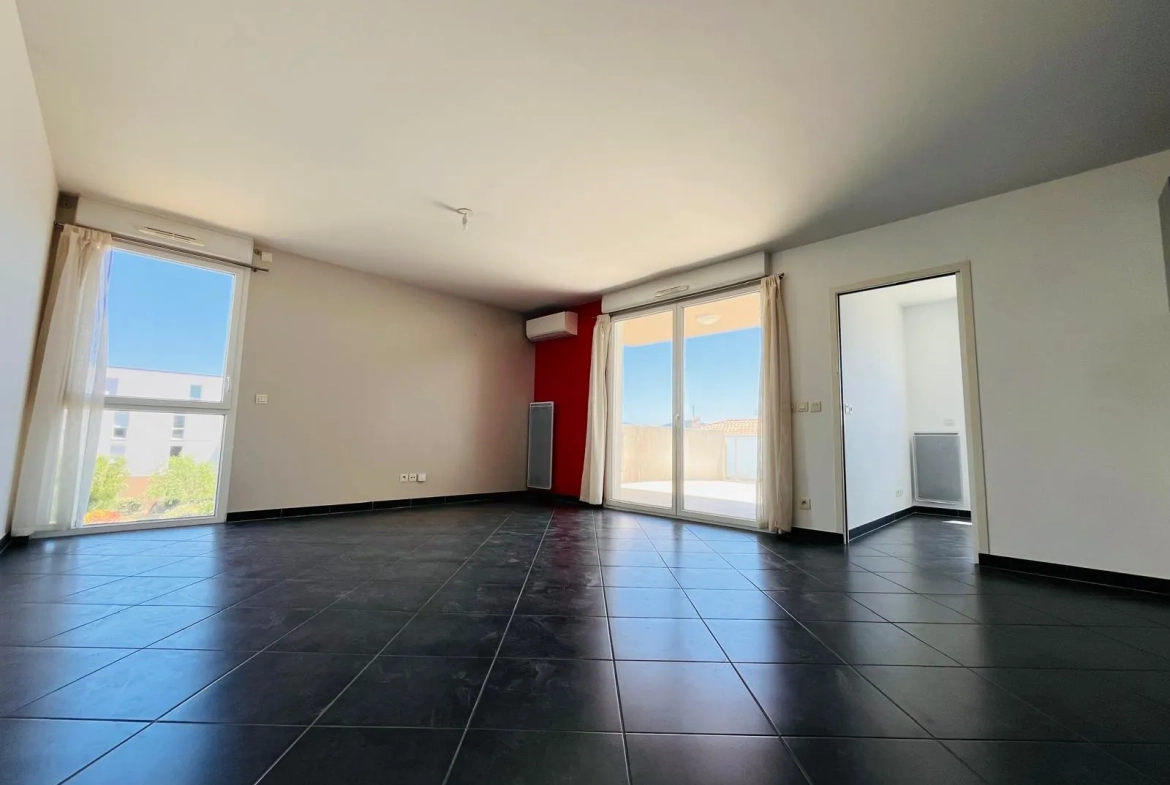 Appartement T3 moderne avec terrasse et garage à Perpignan Saint-Assiscle 