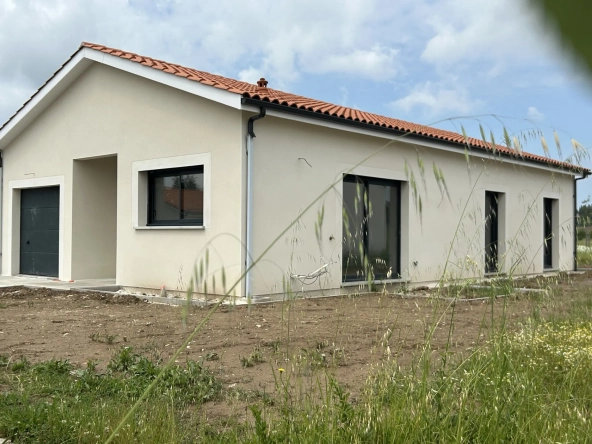 Maison neuve à vendre à Ste Bazeille - 3 chambres, jardin, proche commerces