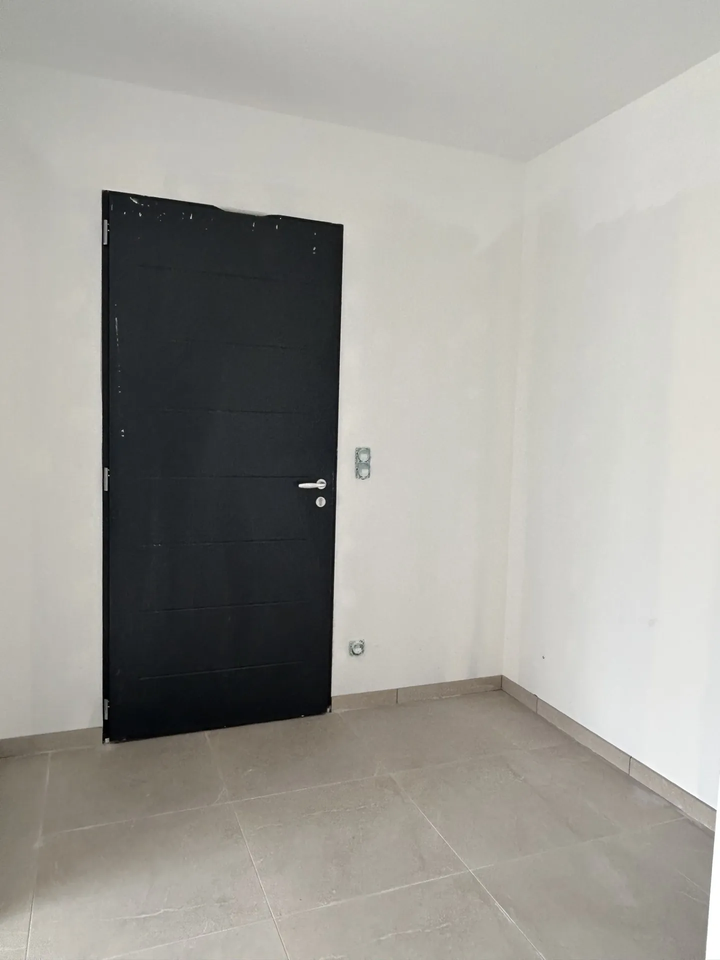 Maison neuve à vendre à Ste Bazeille - 3 chambres, jardin, proche commerces 