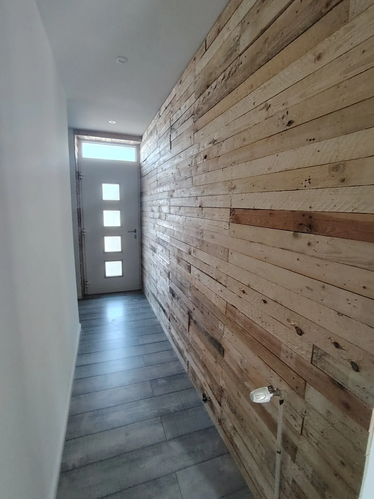 Charmante maison rénovée à Briey avec garage, terrasse et jardin proche du plan d'eau 