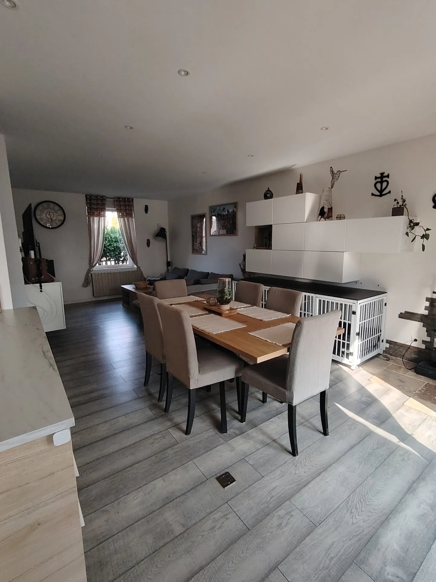 Charmante maison rénovée à Briey avec garage, terrasse et jardin proche du plan d'eau 